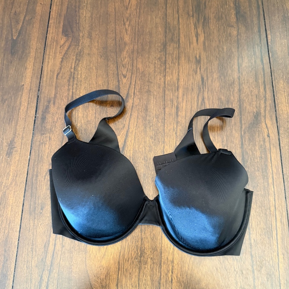 Secret Treasures Black Bra, Adjustable Strap Triple Hooks Size 36DD